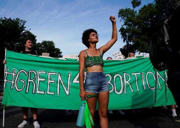 Phụ nữ Mỹ đình công tình dục, kêu gọi không quan hệ cả với chồng-1