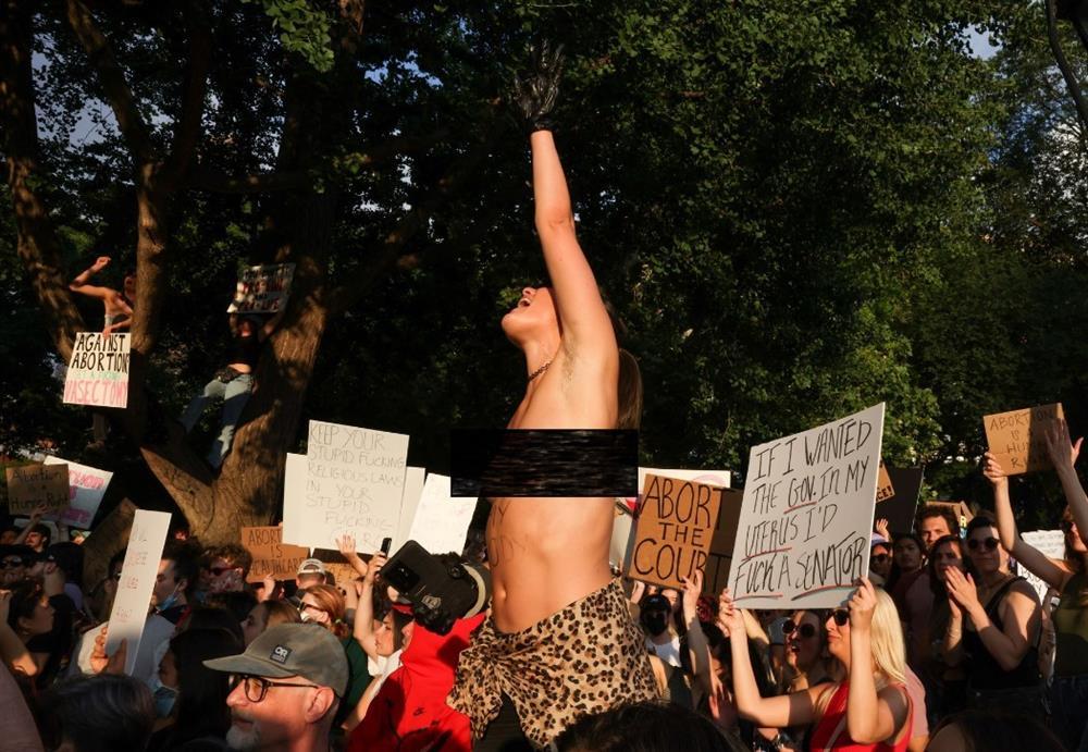 Phụ nữ Mỹ đình công tình dục, kêu gọi không quan hệ cả với chồng-4