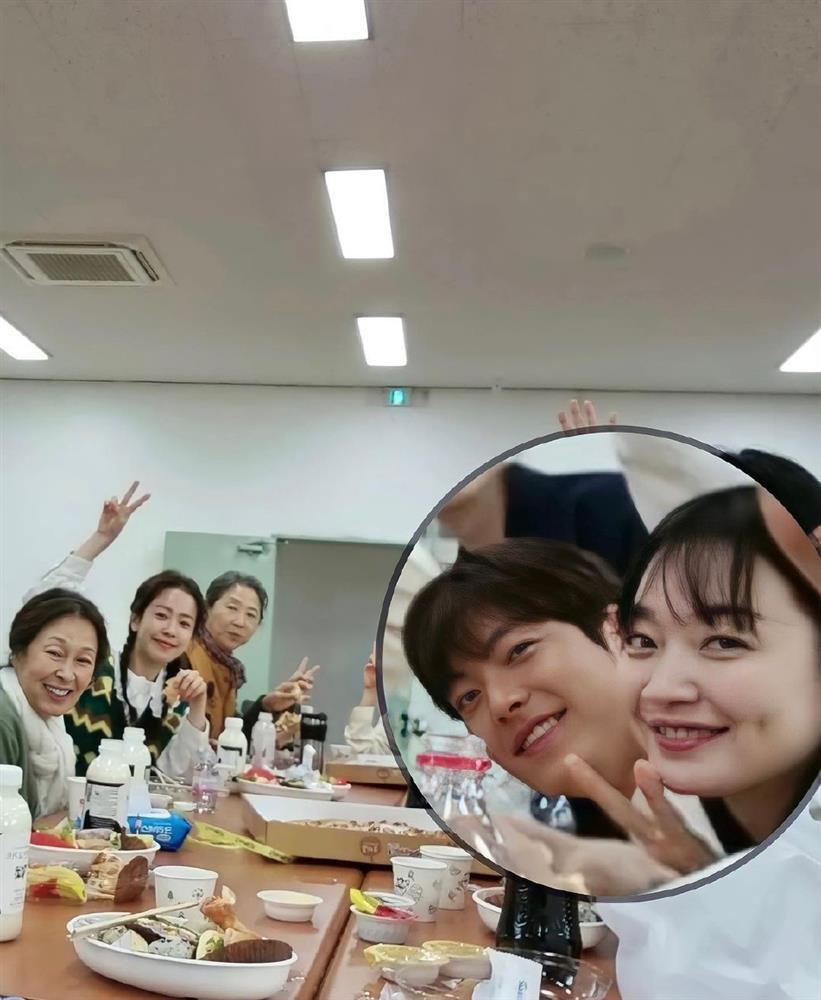 Mối tình Kim Woo Bin - Shin Min Ah sau 7 năm yêu-1