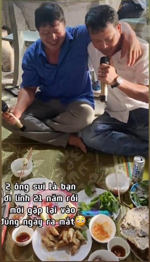 Đi hỏi cưới cho con, 2 người bố vỡ òa khi nhận ra danh tính sui gia-2