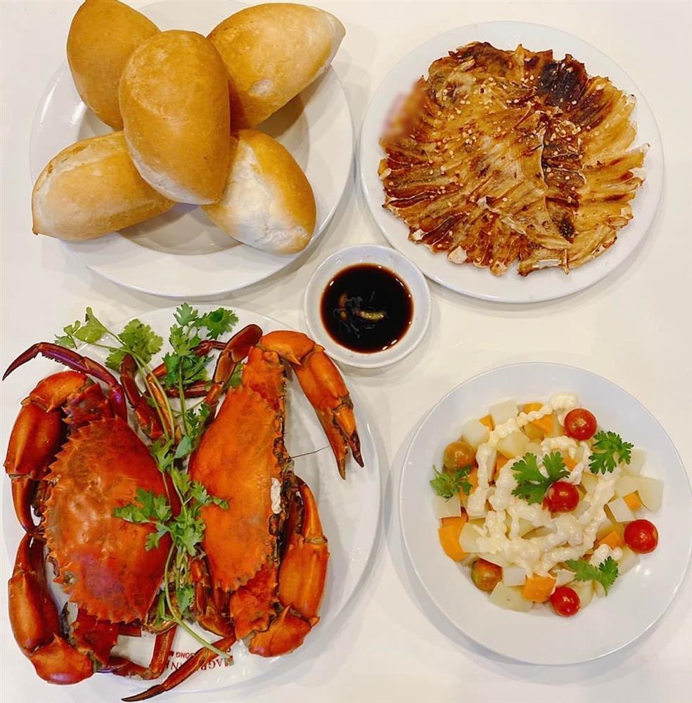 Loạt mâm cơm 4 người tươm tất, bữa nào bữa nấy đầy ụ món ngon-9