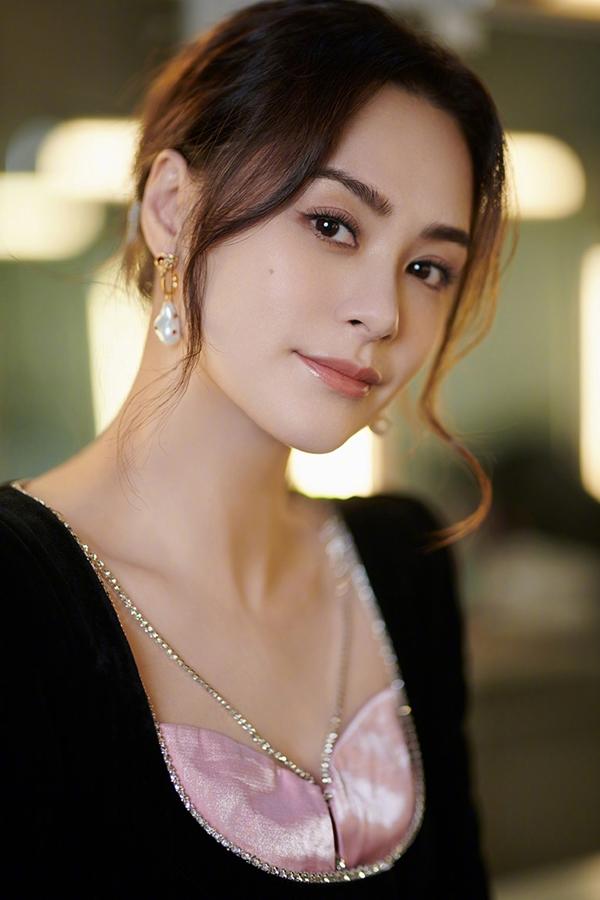 Mỹ nhân từ chối đóng vai Chúc Anh Đài nhờ thế mà né được bản phim thất bại-4