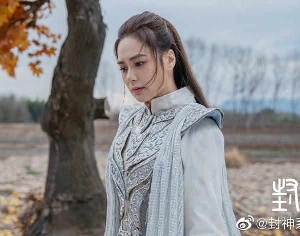 Mỹ nhân từ chối đóng vai Chúc Anh Đài nhờ thế mà né được bản phim thất bại-5