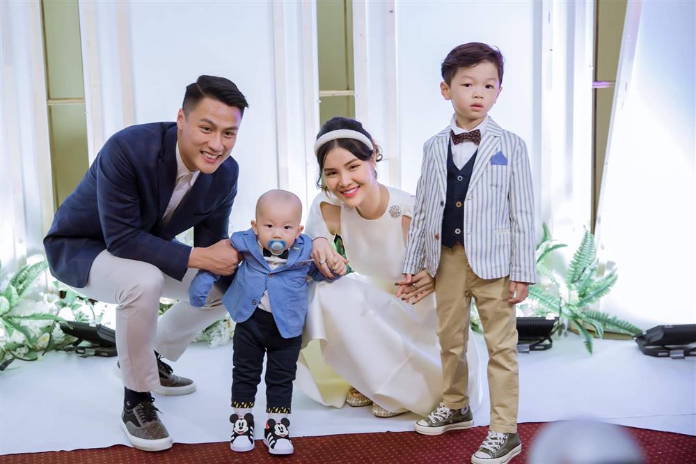 Kỳ Hân cực cao tay khi bị mỉa mai thua xa Ly Kute-4