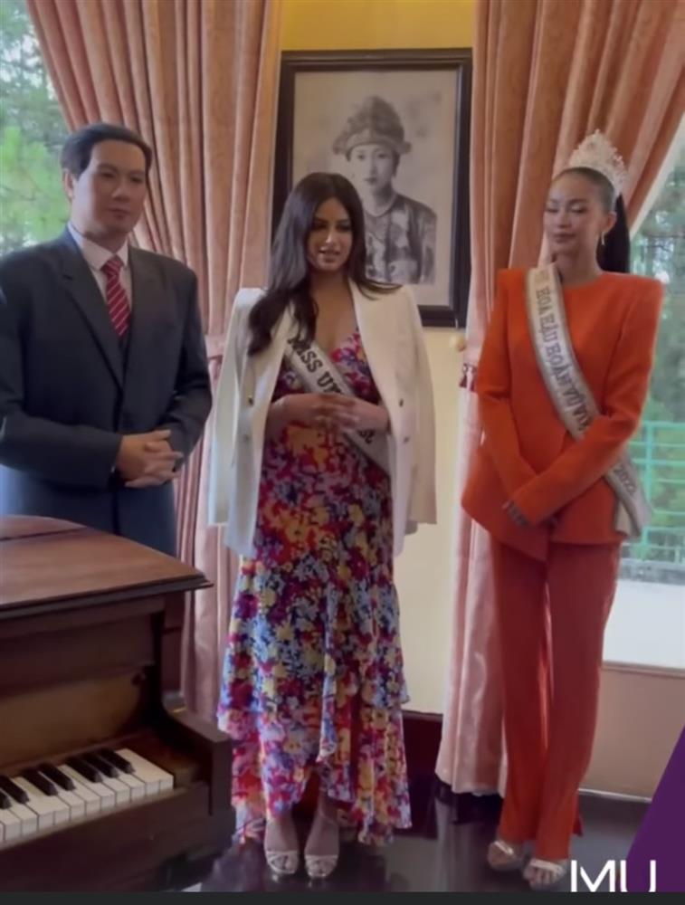 Netizen đòi giải cứu Top 3 Miss Universe VN vì trang phục sến súa-7