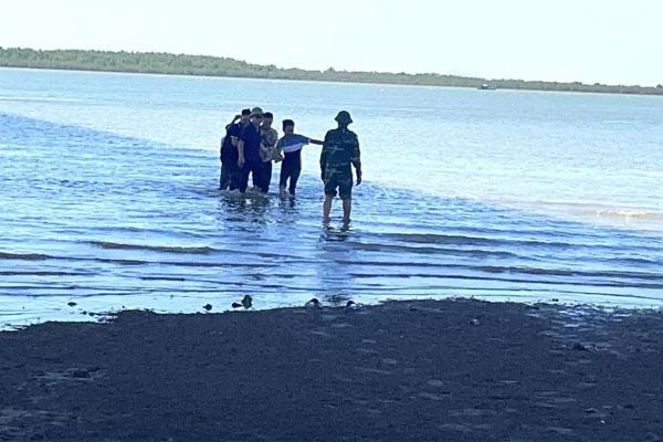 Đánh chết người, hung thủ gọi điện cho người thân rồi nhảy cầu tự tử-1