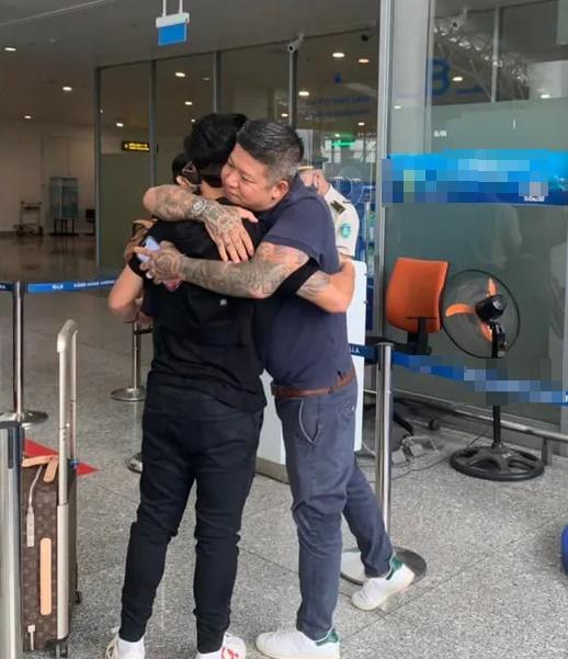 Người đại diện lên tiếng cáo buộc thu phí tiền lương Quang Hải-1