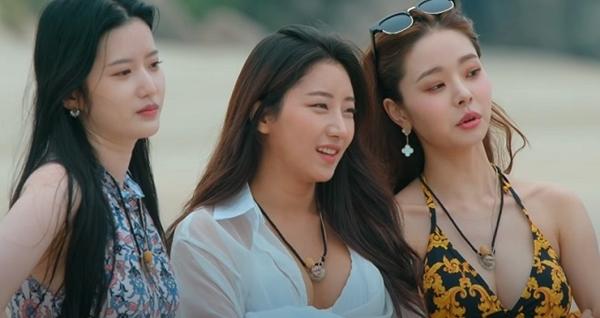 Cảnh 18+, quy định sốc khiến loạt show hẹn hò phản cảm bị khiếu nại-4