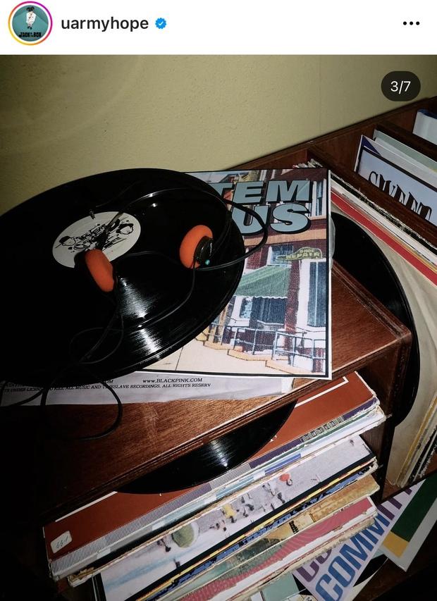 J-Hope (BTS) kết hợp cùng Jennie (BLACKPINK) trong album mới?-2