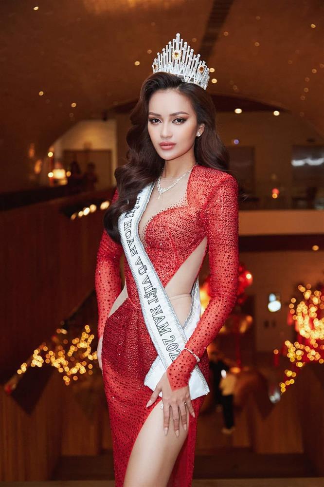 Sau Hà Anh, Top 3 Miss Universe Vietnam 2022 rủ nhau mặc tàng hình-7