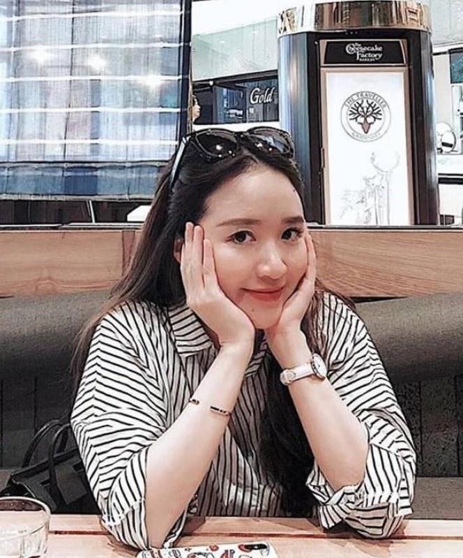 Diện mạo thay đổi chóng mặt của bà xã Lương Xuân Trường-5