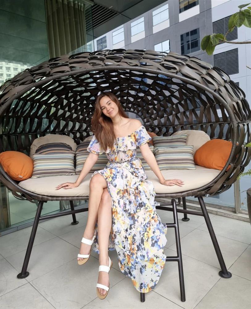 Catriona Gray diện váy công chúa gợi cảm mà vẫn cá tính-4