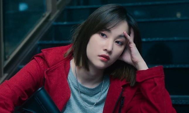 Money Heist bản Hàn bị chê nhạt, nhiều tình tiết gây tranh cãi-8