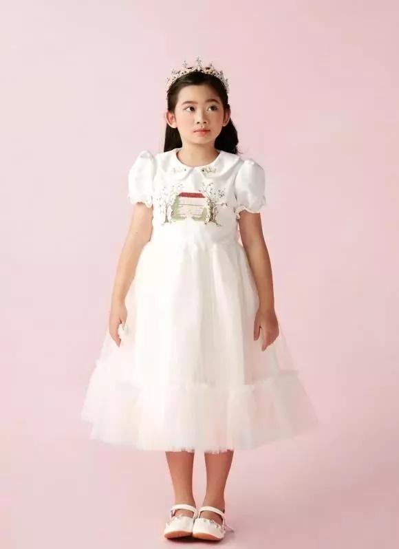 Con gái diễn viên Mai Phương uốn tóc, suýt nhận không ra-4