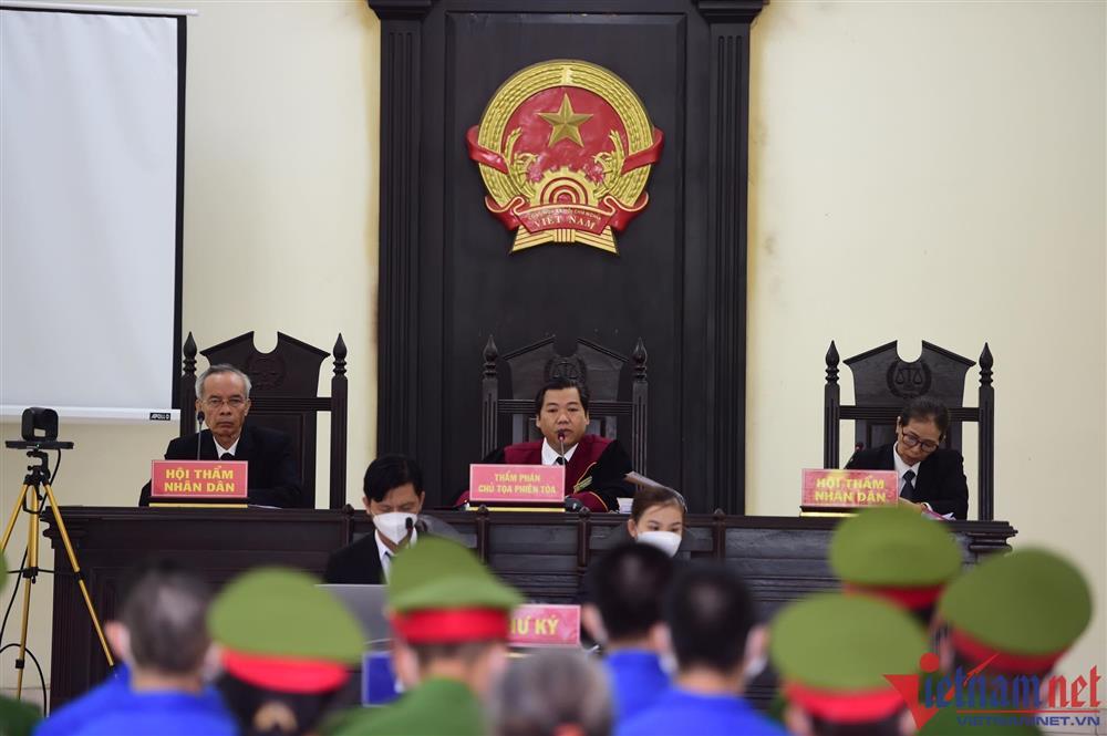 Hoãn phiên tòa xử ông Lê Tùng Vân và nhóm người ở Tịnh thất Bồng Lai-7
