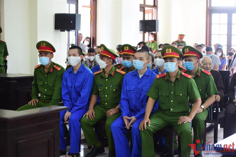 Hoãn phiên tòa xử ông Lê Tùng Vân và nhóm người ở Tịnh thất Bồng Lai-11