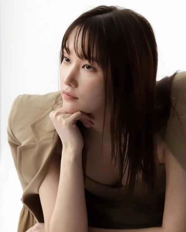 Jeon Jong Seo - mỹ nhân gây sốt Money Heist bản Hàn là ai?-4