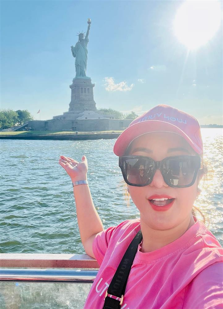 Tin showbiz Việt ngày 30/6: Em gái Trấn Thành tương tác Mai Hồ-10