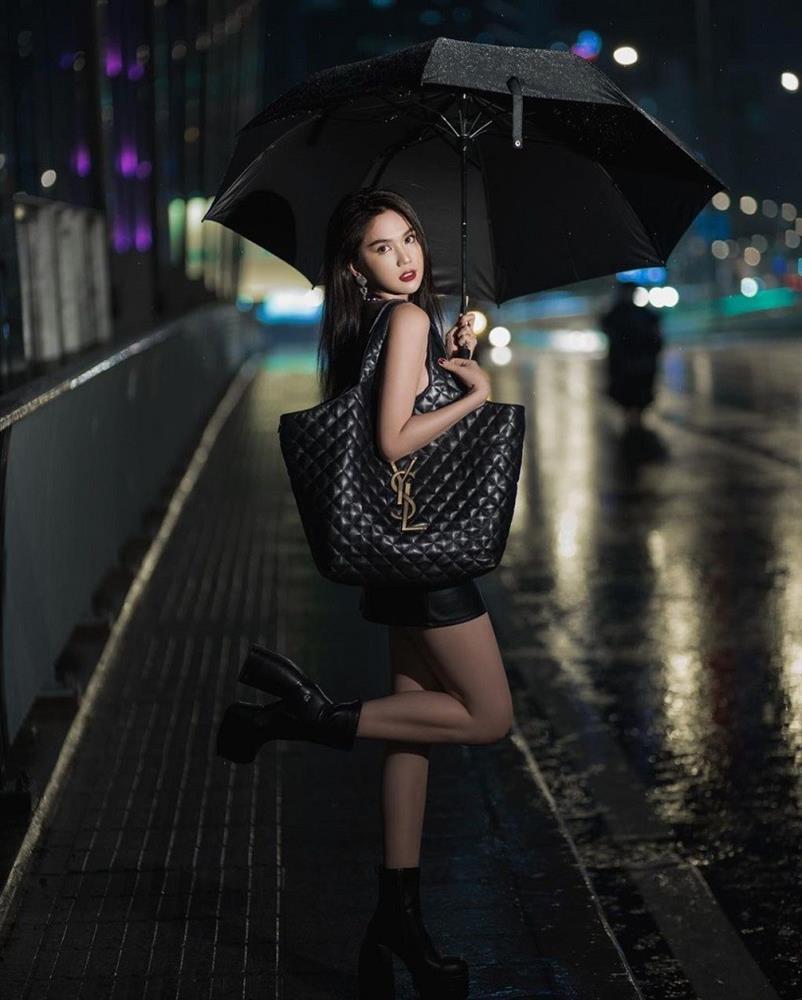 Đụng túi 100 triệu, Ngọc Trinh thần thái khác hẳn Trang Trần-8