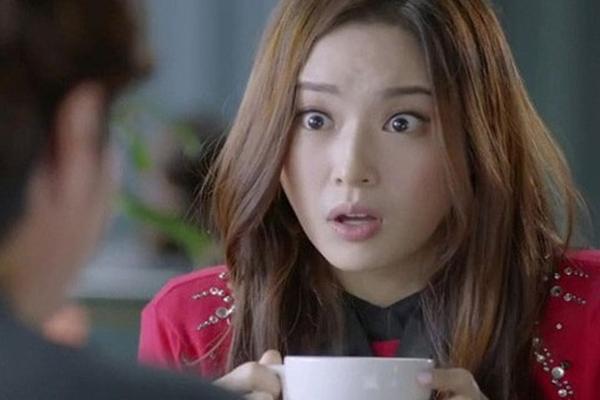 Biết con trai cặp bồ, mẹ chồng vác can xăng đánh ghen hộ con dâu-3