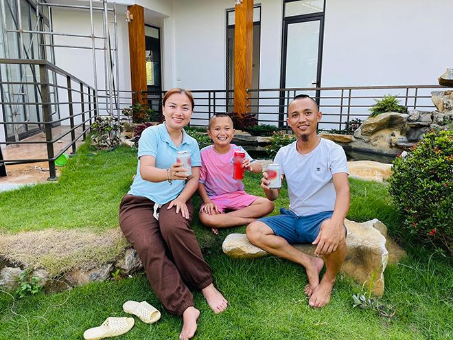 Anh em Tam Mao xây 3 biệt phủ to nhất làng-1