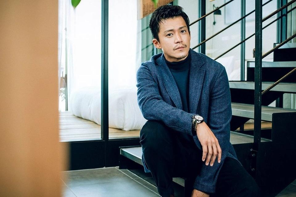 Tài tử Nhật Bản sụp đổ vì lộ ảnh thác loạn bên vũ nữ-3