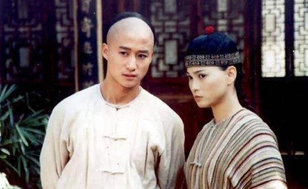 Tai tiếng của bạn gái cũ Ngô Kinh-1