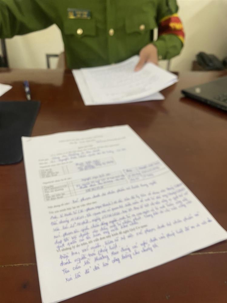 Cô gái bị đánh ghen ở phố Đại Cồ Việt đưa bằng chứng không giật chồng-6