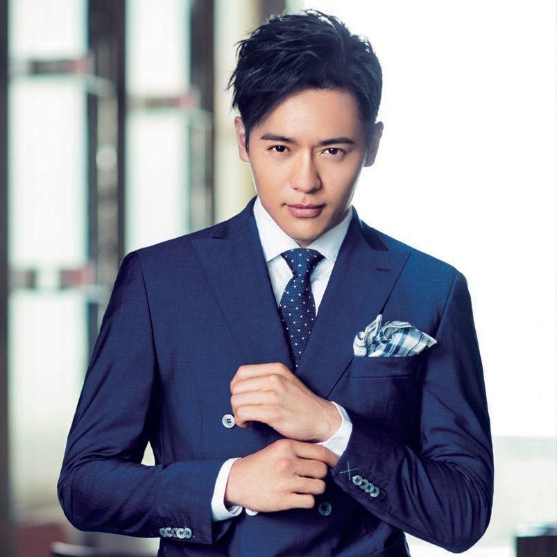 Những mỹ nam tán gia bại sản vì bê bối hiếp dâm-2