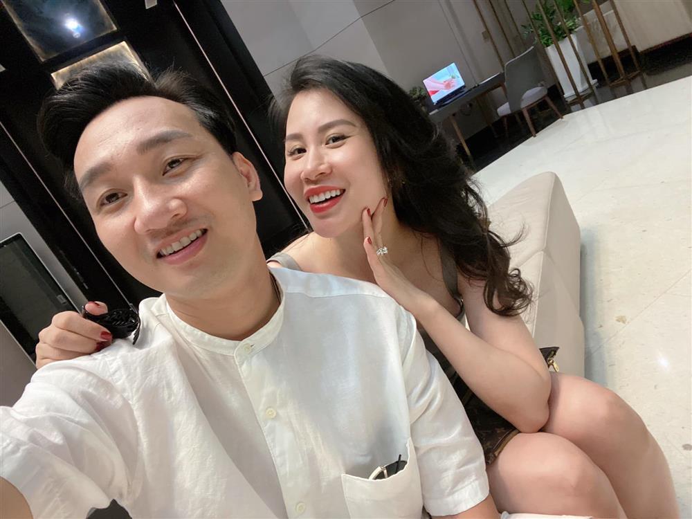 Tin showbiz Việt ngày 1/7: Tình cũ Trấn Thành ở hẳn Việt Nam-10