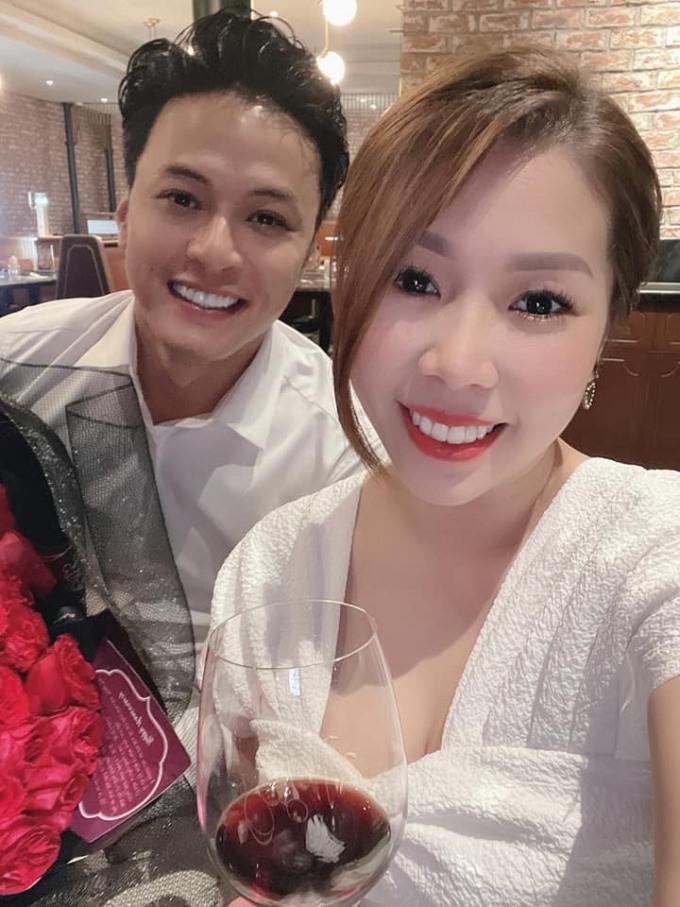 Lưu Hương Giang và vợ chồng Hồng Đăng khóa bình luận Facebook-1