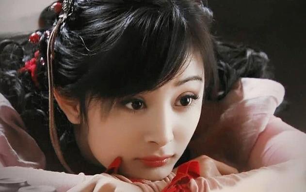 3 mỹ nhân Tiên Kiếm Kỳ Hiệp: Nhan sắc - khí chất khiến đàn em vái lạy-2