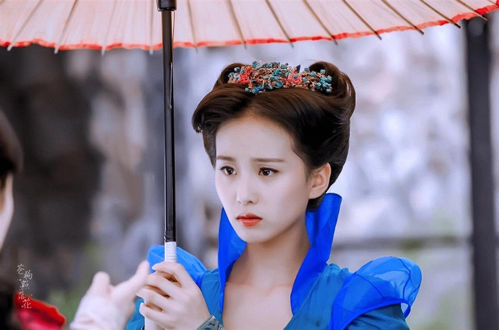 3 mỹ nhân Tiên Kiếm Kỳ Hiệp: Nhan sắc - khí chất khiến đàn em vái lạy-6