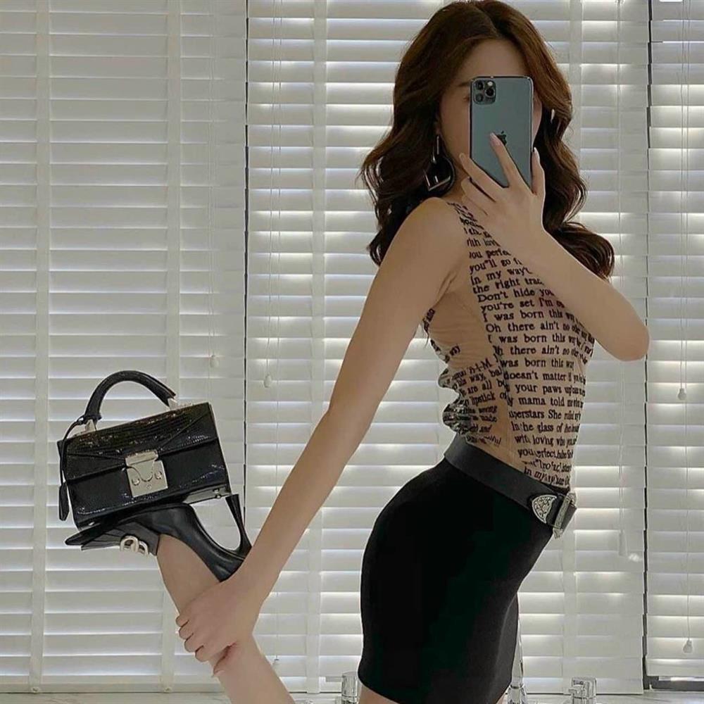 Hoa hậu Lương Thùy Linh xăm trổ đầy mình đi làm giám khảo-6