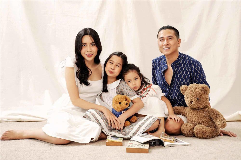 Lưu Hương Giang tình tứ Hồ Hoài Anh trước khi nổ ồn ào Tây Ban Nha-9