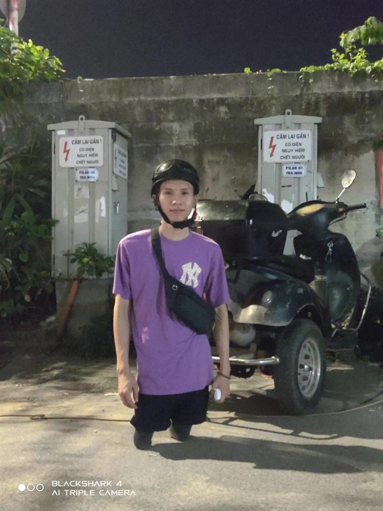 Chàng trai không chân lên mạng nhờ tìm việc: Từng mơ ước làm IT, nuối tiếc vì nghỉ học sớm-1