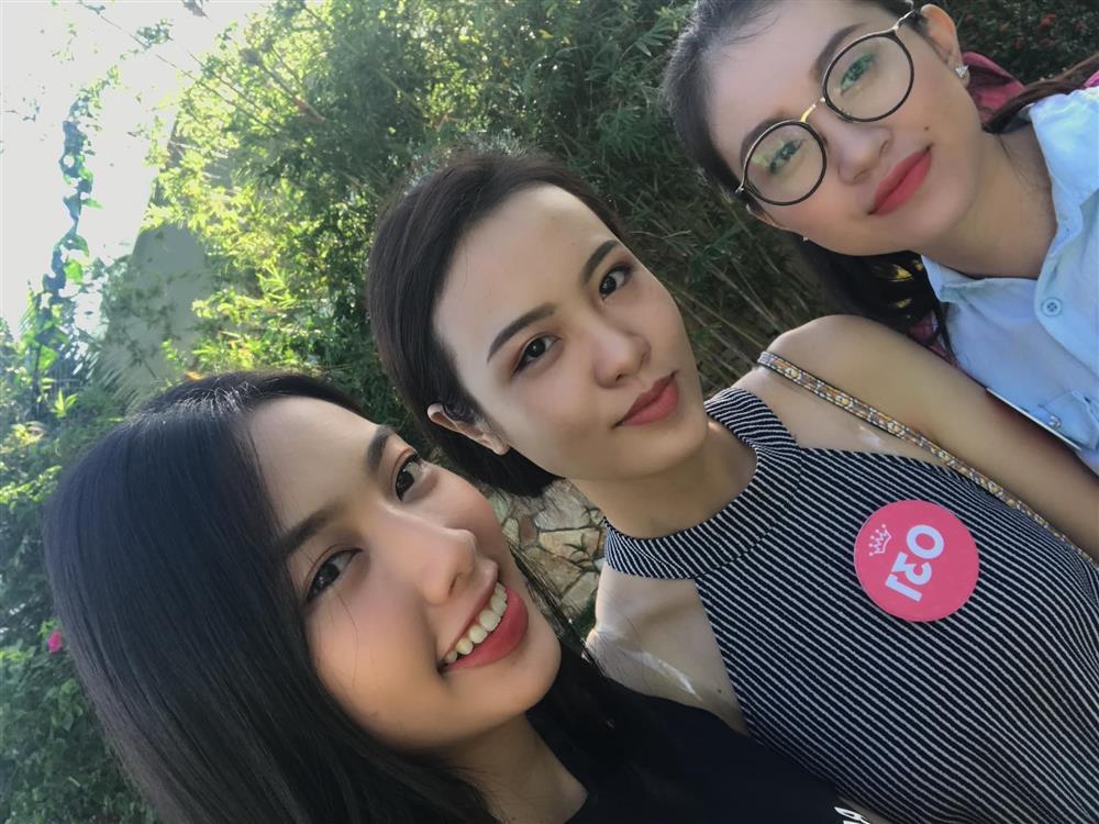 Mối quan hệ ít ai biết của Hoa hậu Thùy Tiên - Á hậu Thủy Tiên-4