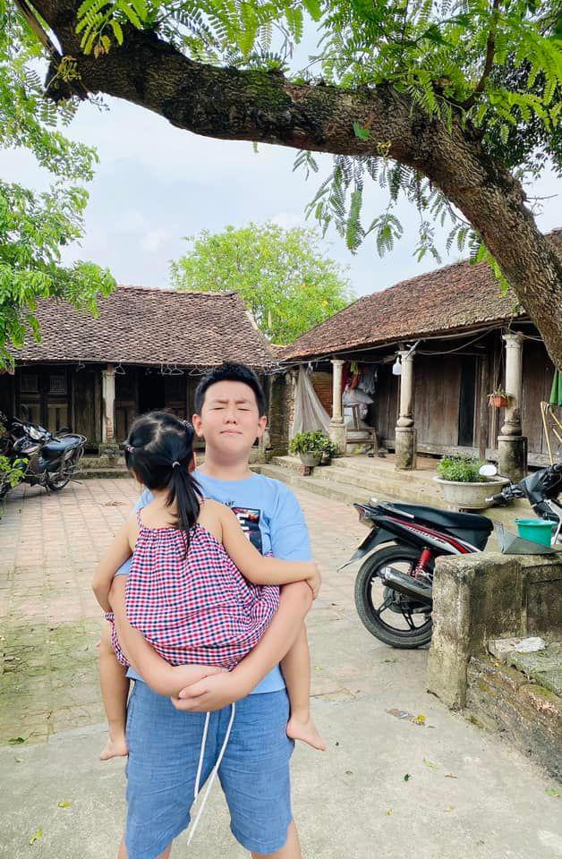 Tin showbiz Việt ngày 2/7: Đoan Trang biến toilet thành sàn diễn-11