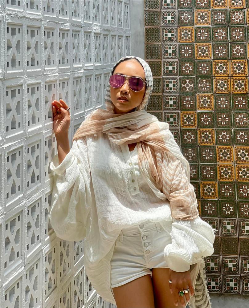 Tin showbiz Việt ngày 2/7: Đoan Trang biến toilet thành sàn diễn-3