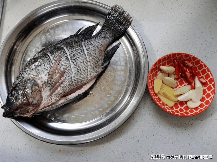 Loại cá bình dân ở Việt Nam là nguyên liệu cao cấp ở nước ngoài-4