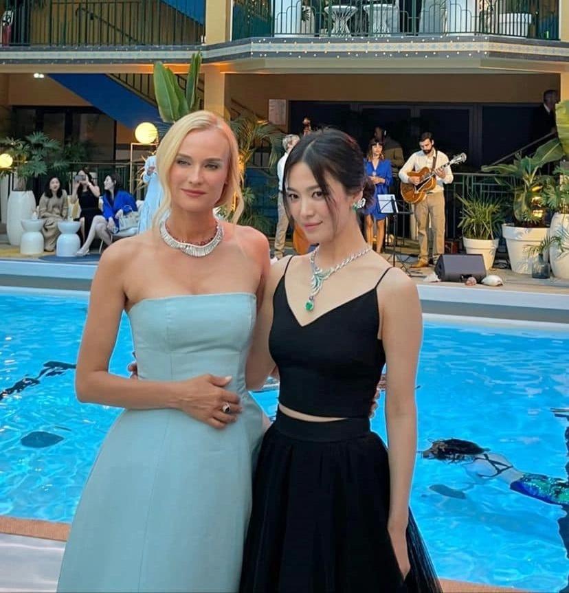 Song Hye Kyo khoe sắc vóc đỉnh chóp tuổi 41 ở sự kiện cao cấp-2