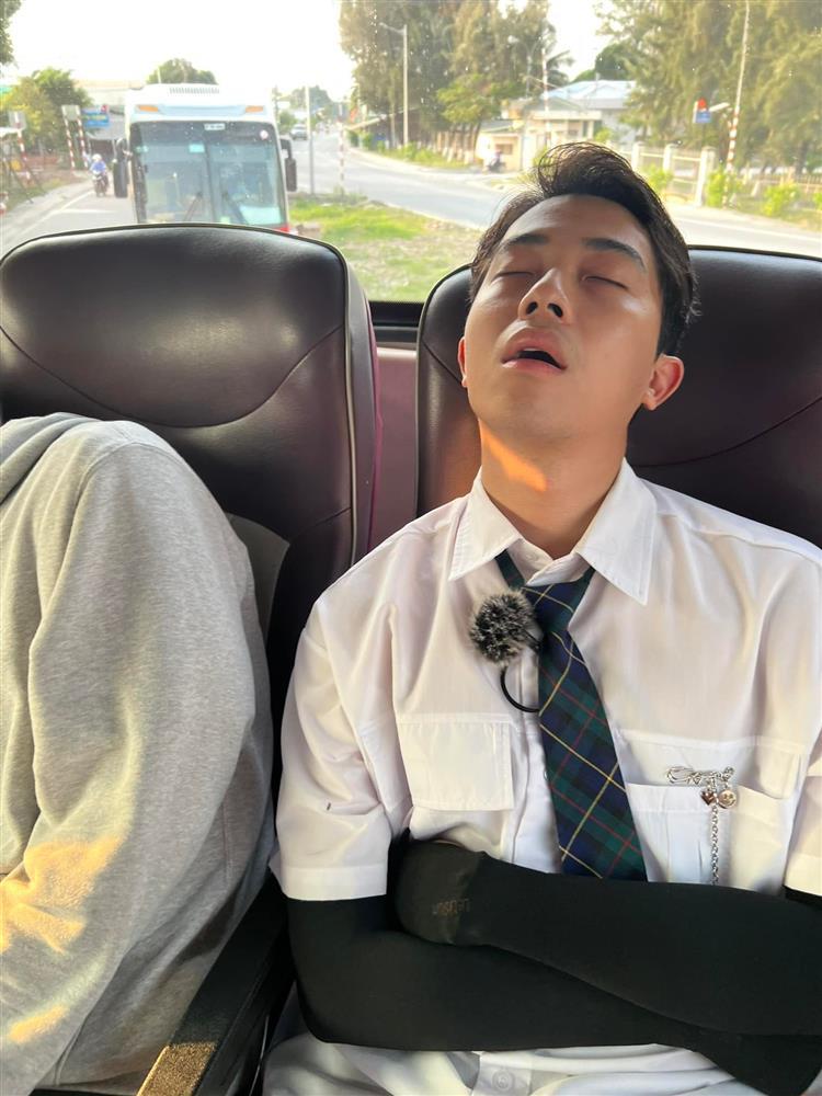 Tin showbiz Việt ngày 3/7: Lê Dương Bảo Lâm dìm hàng dàn sao-2