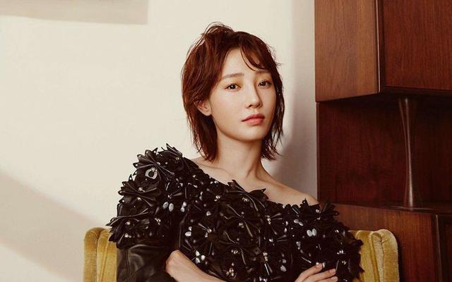 Loạt mỹ nhân bị ghẻ lạnh, kém duyên fans và đồng nghiệp xa lánh-1