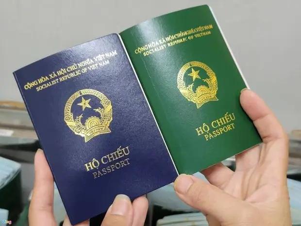 Hãy cùng đến với các ảnh chụp hộ chiếu mới để thấy rằng việc làm hộ chiếu không còn quá nhàm chán. Chỉ với một chiếc hộ chiếu mới sẽ giúp bạn khám phá thế giới với sự đổi mới, tươi mới.