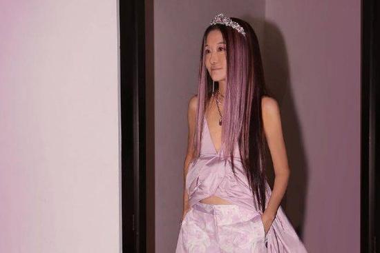 Tranh cãi về 'vẻ đẹp tuổi 73' của Vera Wang