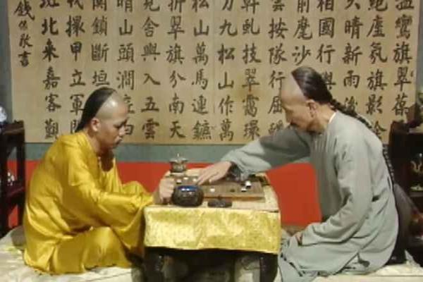 Bị Càn Long ép nhảy hồ tự tử, Lưu gù đáp lại khiến hoàng đế nể phục-3