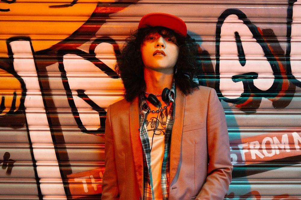 Sơn Tùng lì đòn, tiếp tục tung phiên bản mới There’s No One At All-1