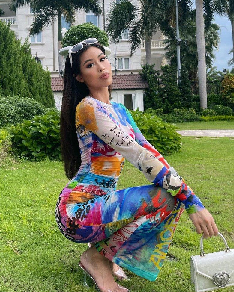 Tiên Nguyễn bị chụp lén, nhan sắc rich kid đình đám ra sao?-3