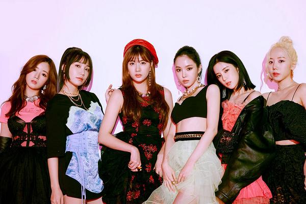 Thành viên nhóm nhạc nữ thú nhận rất hối hận vì có hình xăm-3