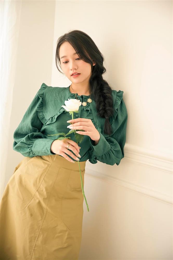 Trúc Anh tung ảnh chả bầu bí gì, bị mắng ảnh cũ cất đi-6